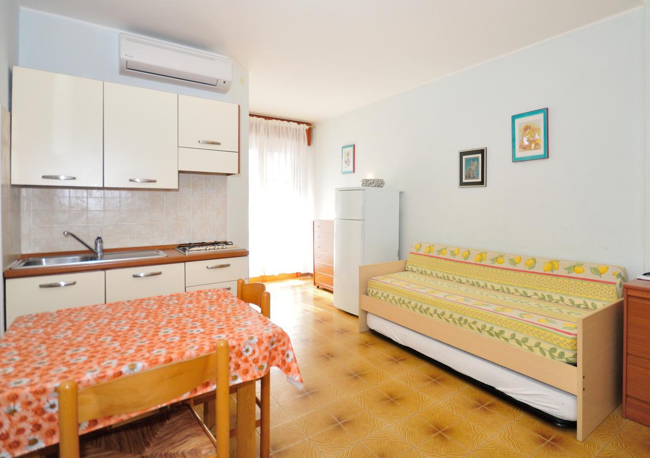 Condominio Bristol Bibione Exterior foto