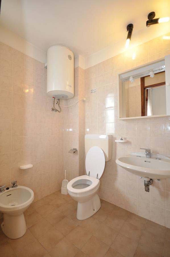Condominio Bristol Bibione Exterior foto